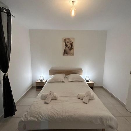 Appartement Avec Terrasse Et Box Entre Plages Et Nature Marsylia Zewnętrze zdjęcie