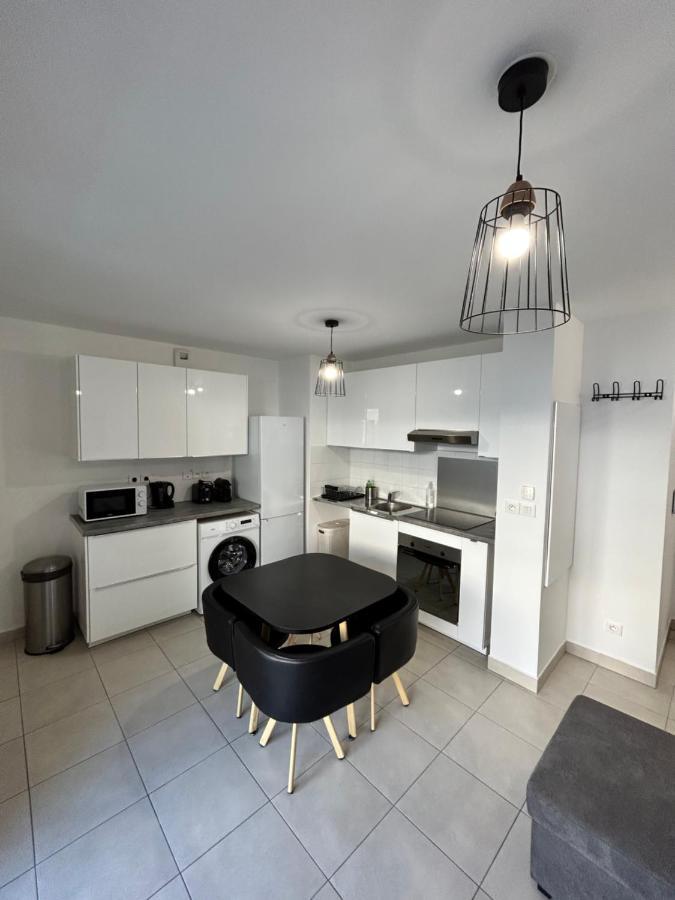 Appartement Avec Terrasse Et Box Entre Plages Et Nature Marsylia Zewnętrze zdjęcie