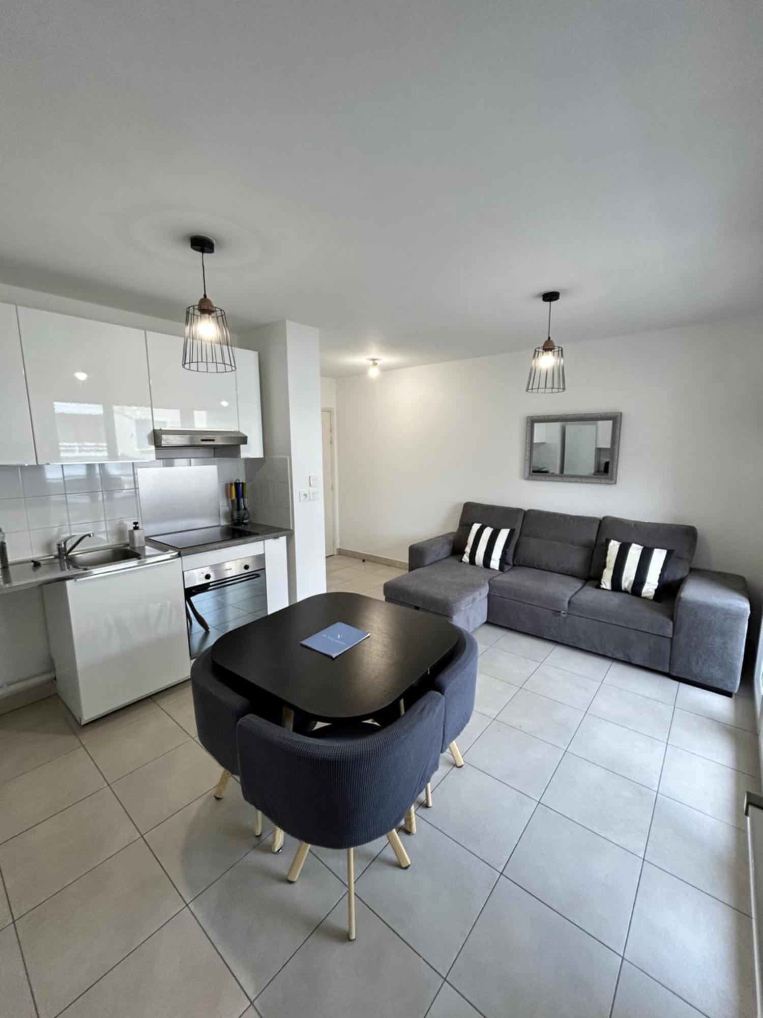 Appartement Avec Terrasse Et Box Entre Plages Et Nature Marsylia Zewnętrze zdjęcie